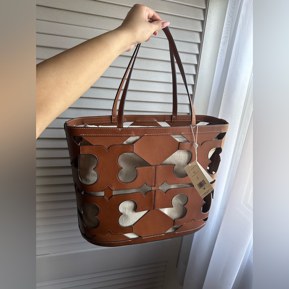 NWT Tory Burch Ella Cut Out Logo Tote